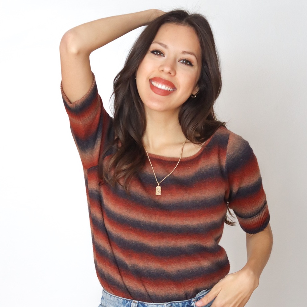 The Limited Sweater with cuff Sleeves
